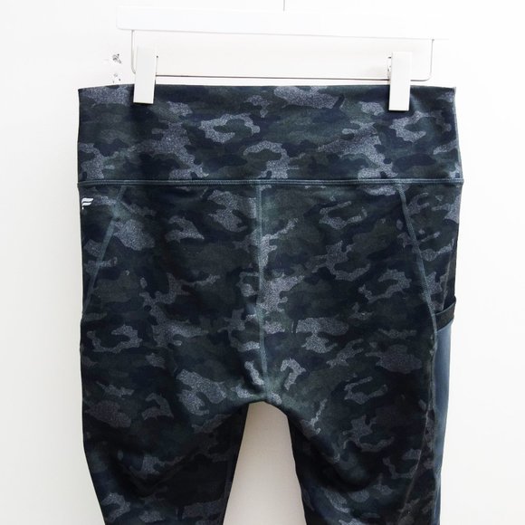 Fabletics Mila Pocket Camo Legging XL - Picture 6 of 14